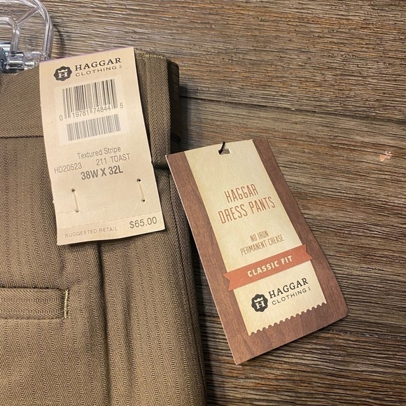 Men's Haggar Iron Free Premium
 Classic-Fit Flat Front textured stripe size 38 - Picture 5 of 7